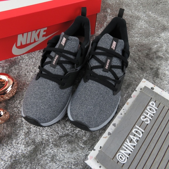 Nike Air Training Flyknit Sneakers - Picture 3 of 5